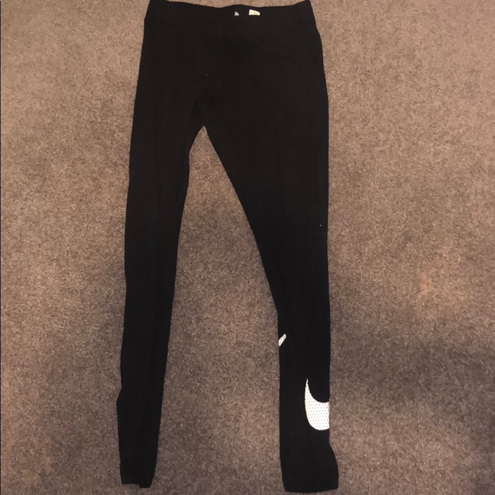 Black nike leggings